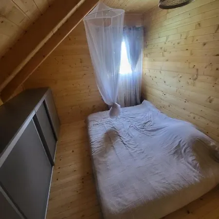 別荘 Vikendica Chalet Nisici *